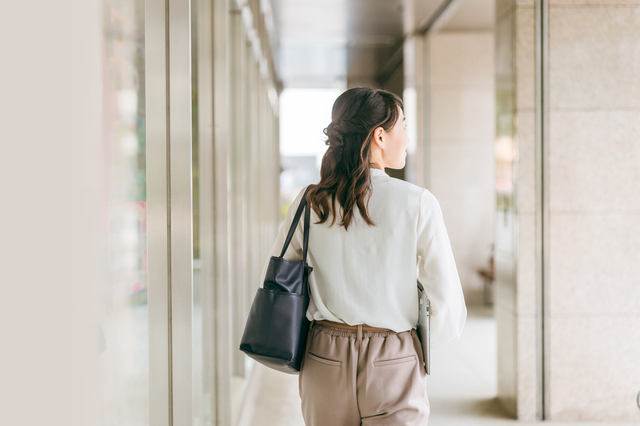 【転職者インタビュー】分からないことがあっても丁寧に教えてくれる。専門家と共に働けるAOIみらいの魅力